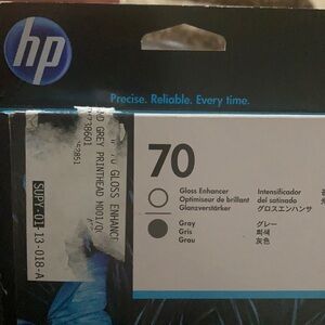 Hp 70 gloss enhancer gray